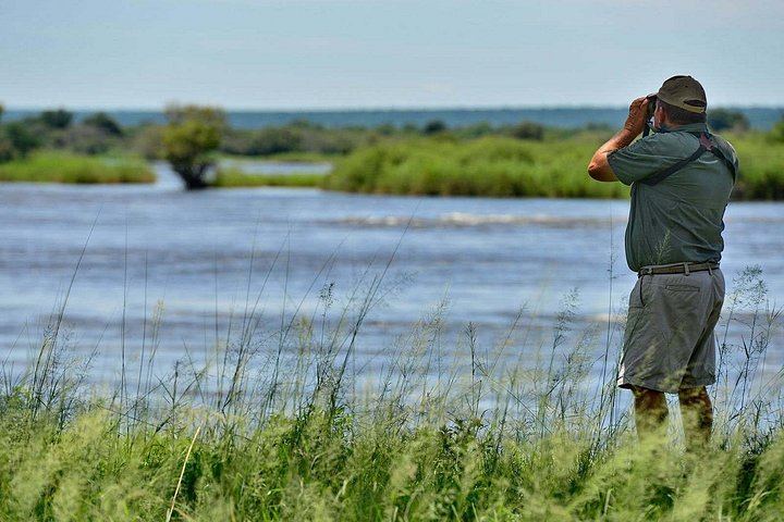 Livingstone and Victoria Falls 4-Day Budget Camping Tour Across Zambia and Zimbabwe (2/4)