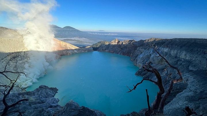 Four-Day Ijen, Bromo and Tumpak Sewu Tour with Goa Tetes and Malang Stop (2/7)