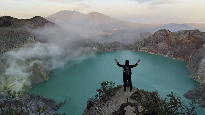 Four-Day Ijen, Bromo and Tumpak Sewu Tour with Goa Tetes and Malang Stop (4/7)