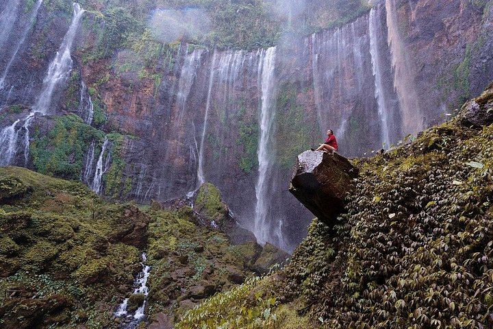 Four-Day Ijen, Bromo and Tumpak Sewu Tour with Goa Tetes and Malang Stop (1/7)