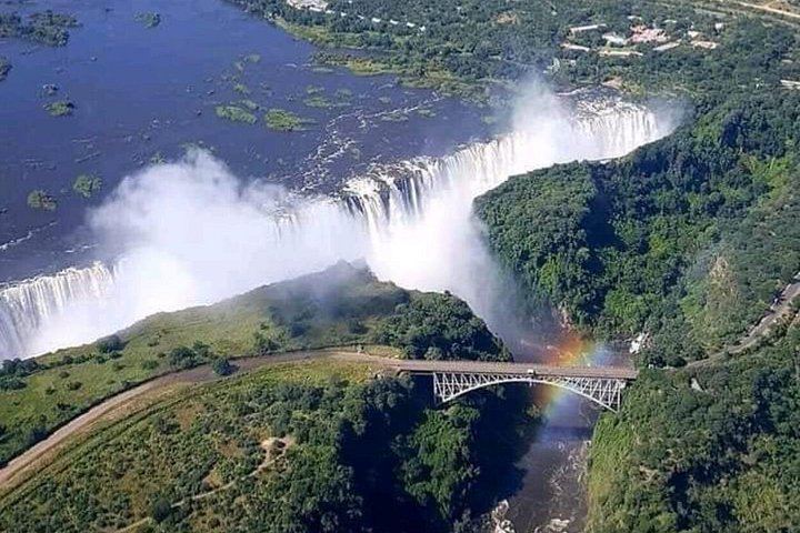 Victoria Falls 4-Day Safari With Helicopter Flight, Boma Dinner and Chobe Day (11/12)