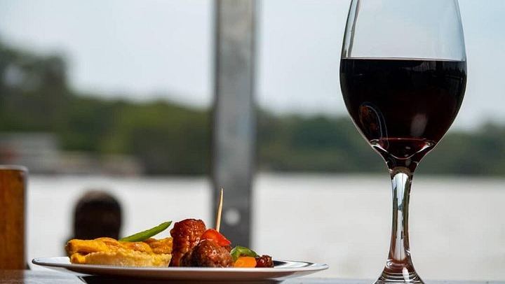 Victoria Falls 4-Day Safari With Helicopter Flight, Boma Dinner and Chobe Day (2/12)