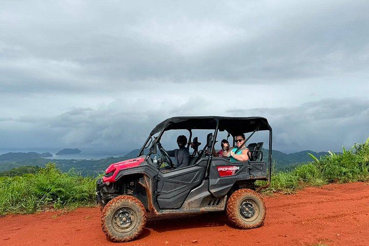 Half-Day 4x4 Jungle Safari from Jaco: Pura Vida Falls and Lunch at Paz del Campo (7/12)