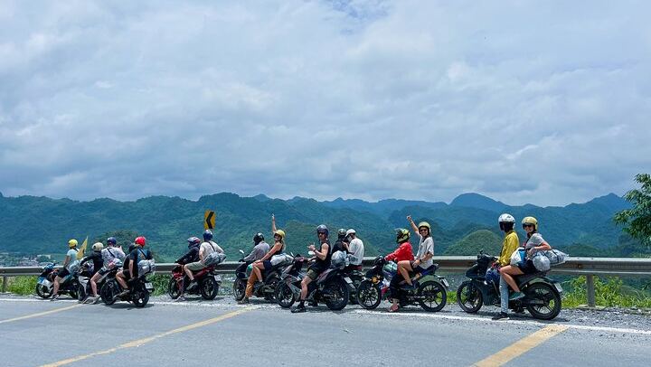 5-Day Ha Giang to Cao Bang Loop with Ma Pi Leng Pass, Pac Bo Cave and Ban Gioc (3/12)