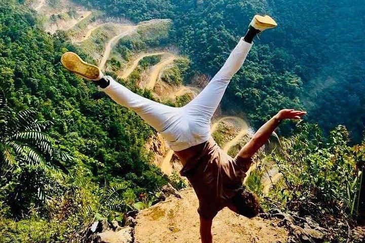 5-Day Ha Giang to Cao Bang Loop with Ma Pi Leng Pass, Pac Bo Cave and Ban Gioc (7/12)