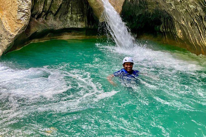 Puerto Plata 7 Waterfalls Hike and Slide with Buffet Lunch, 3.5 Hours, 5-Language Guides (1/12)