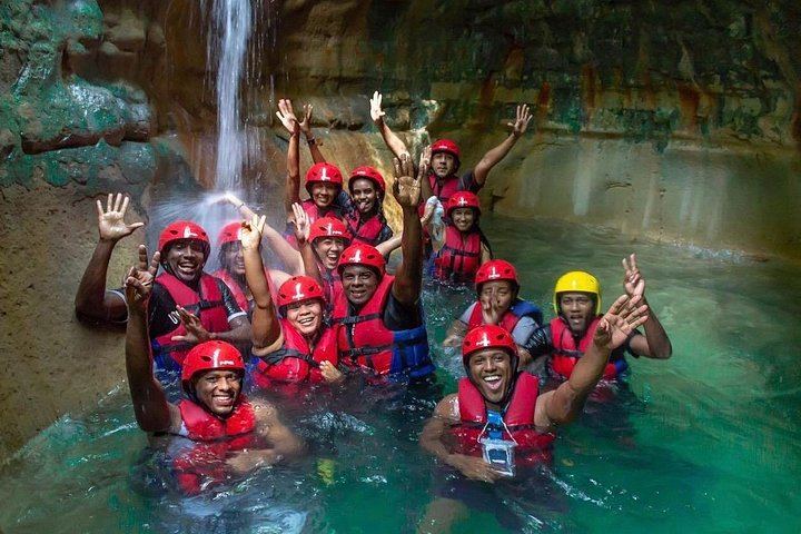 Puerto Plata 7 Waterfalls Hike and Slide with Buffet Lunch, 3.5 Hours, 5-Language Guides (3/12)