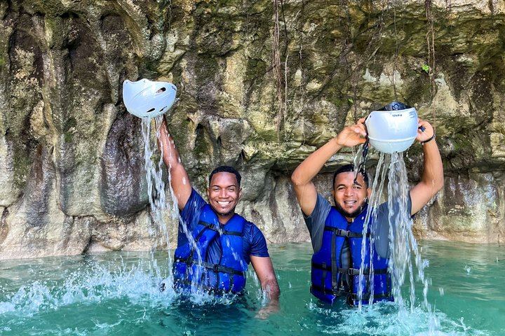 Puerto Plata 7 Waterfalls Hike and Slide with Buffet Lunch, 3.5 Hours, 5-Language Guides (7/12)