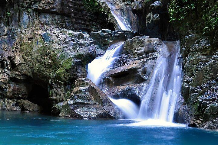 Damajagua 7 Waterfalls in 3 Hours: Limestone Slides, Caves and Main Gate Start (10/12)