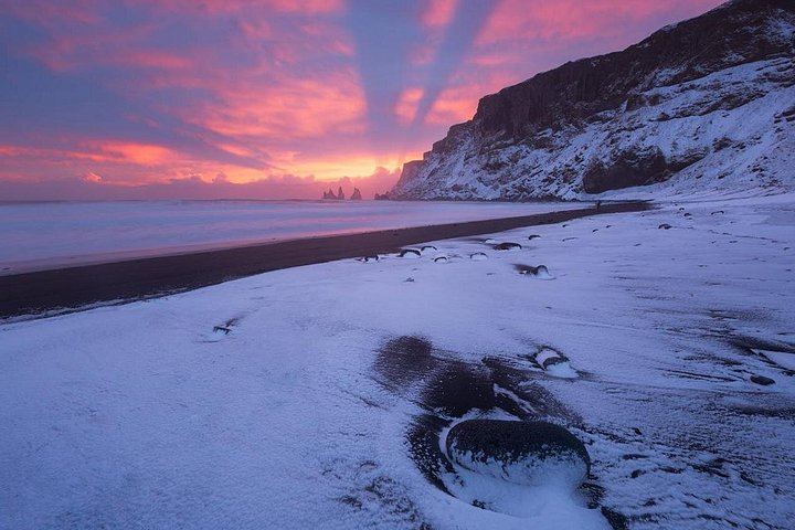 2-Day Vatnajokull Crystal Ice Cave Tour with South Coast Stops and Overnight Stay (12/12)