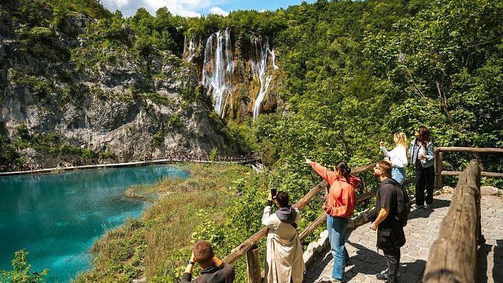 Plitvice Lakes and Rastoke Semi-Private Trip from Zagreb in English or Spanish (3/12)