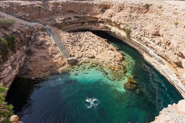 Private Wadi Shab Day Trip with Ras Al Shajer Coastal Drive, Gazelles and Omani Lunch (12/12)
