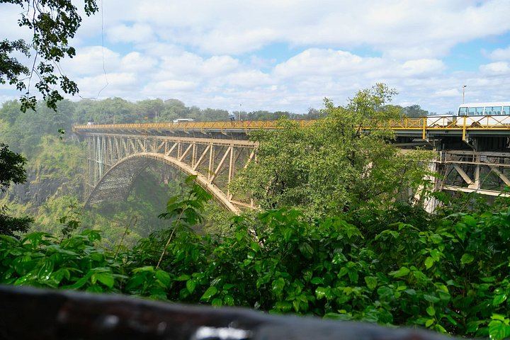 Victoria Falls and Chobe 3-Day Tour With Airport Transfers and Park Fees Included (6/12)
