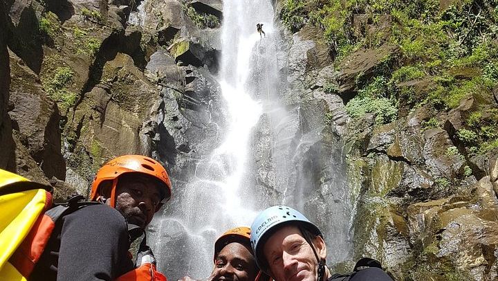 Advanced Waterfall Rappel Canyoning in Dominica with Extreme Dominica (1/6)