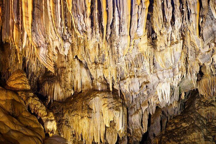 Ban Gioc Waterfall and Ba Be Lake 3-Day Tour with Nung and Tay Homestays (10/12)