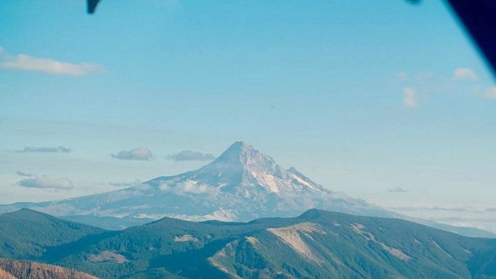 Multnomah Falls and Columbia Gorge Scenic Flight from Troutdale by Envi Adventures (3/12)