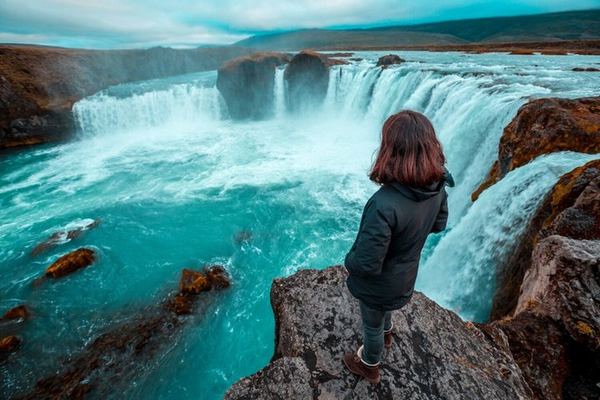 6-Hour Shore Excursion from Akureyri: Ljosvatn, Godafoss, Myvatn Craters and Lava Fields