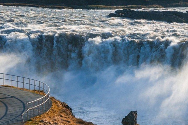 6-Hour Shore Excursion from Akureyri: Ljosvatn, Godafoss, Myvatn Craters and Lava Fields (1/12)