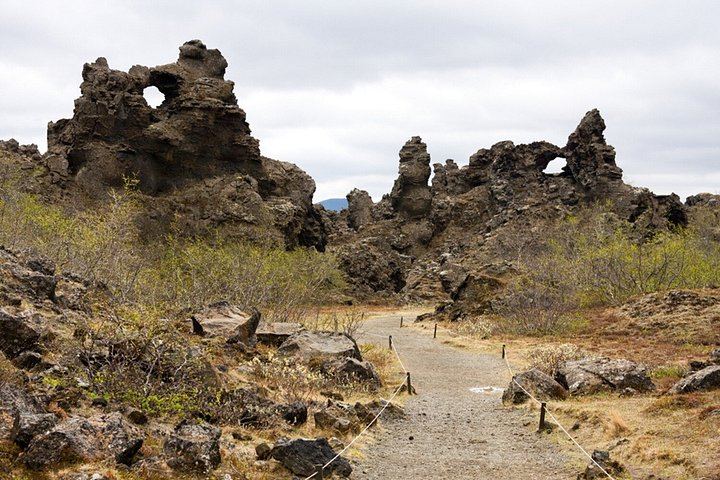 6-Hour Shore Excursion from Akureyri: Ljosvatn, Godafoss, Myvatn Craters and Lava Fields (2/12)
