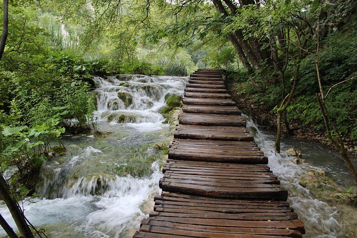 Luxury Plitvice Lakes Day Trip from Split or Trogir with Deer Valley Ranch Stop (2/9)