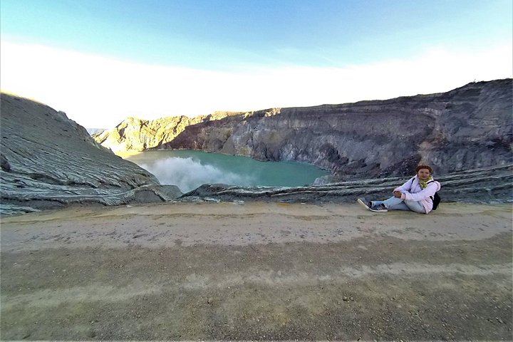 Three-Day Madakaripura Falls, Bromo Jeep Sunrise and Ijen Tour from Surabaya (4/8)