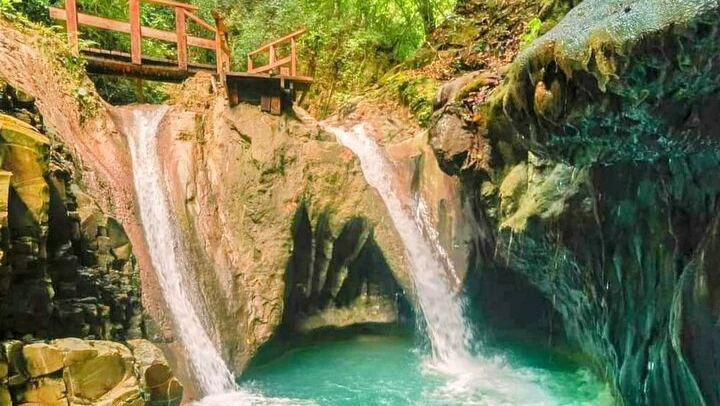 Damajagua 7 Waterfalls Family Tour with Dominican Lunch and Chocolate Factory Visit (1/11)