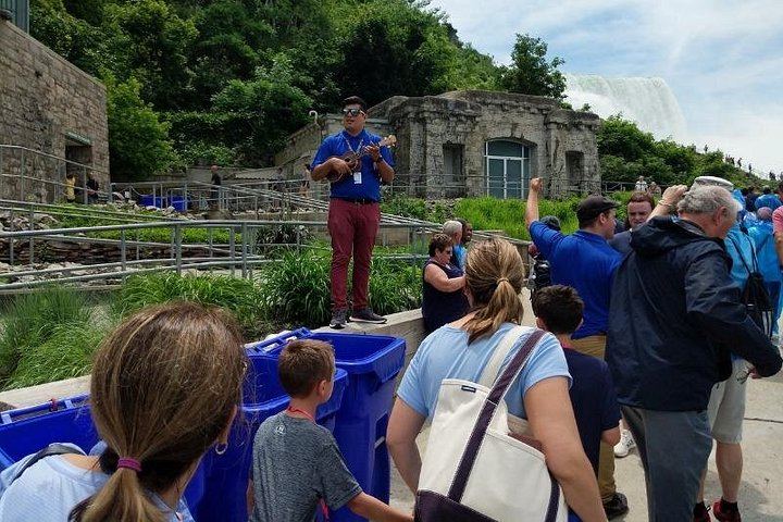 Niagara Falls American Side Express Tour by Over the Falls Tours: Boat and Cave (5/6)