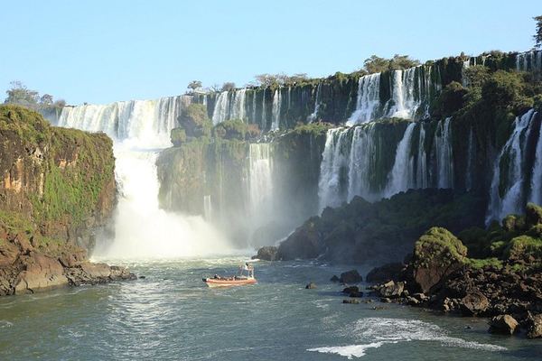 Iguazu Argentine Falls and Guarani Jasy Pora Community Visit with Tres Fronteras Stop