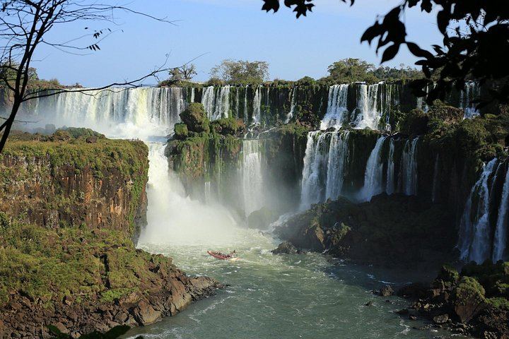 Iguazu Argentine Falls and Guarani Jasy Pora Community Visit with Tres Fronteras Stop (2/12)