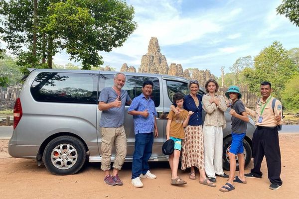Private 2-Day Angkor Wat and Phnom Kulen Waterfall Tour with Banteay Srei and Bayon