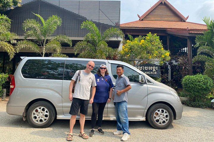 Private 2-Day Angkor Wat and Phnom Kulen Waterfall Tour with Banteay Srei and Bayon (3/5)