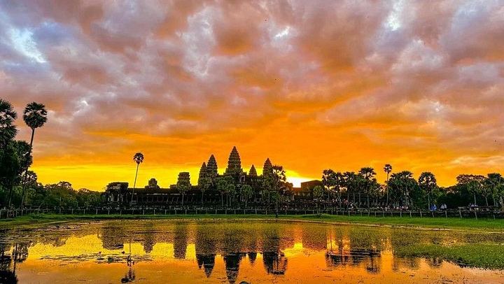 Private 3-Day Angkor Wat, Banteay Srei and Phnom Kulen Tour with Driver and Guide (1/5)