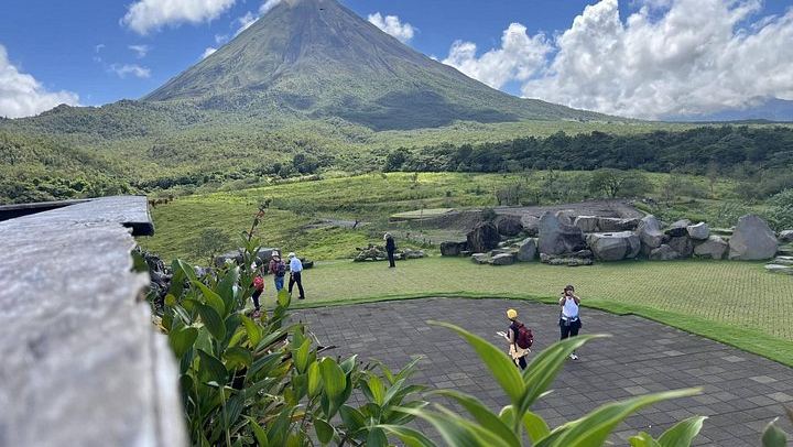 Arenal 1968 Lava Trail, La Fortuna Waterfall, Vida Campesina Lunch and Hanging Bridges (1/12)