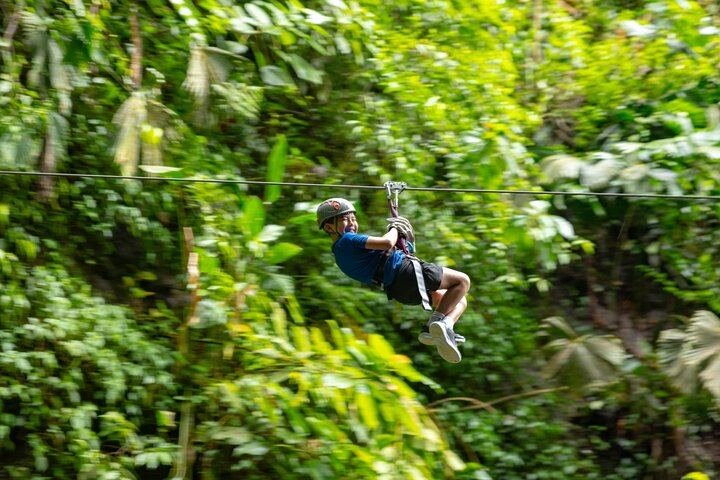 Arenal River Canyon Rappelling with Canopy Lines and Lunch at La Roca Bistró (10/12)