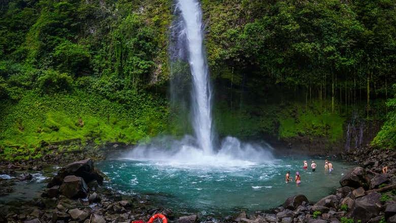 Arenal Volcano, Maleku Village and La Fortuna Waterfall Day with Hot Springs Soak (1/3)