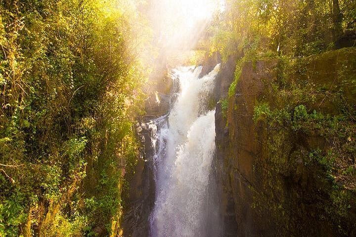 Iguazu Falls Sunset Tour, Argentina Trails and Brazil Happy Hour at Porto Canoas (3/5)