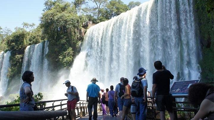 Iguazu Falls Argentine Side Guided Day Trip by Minivan from Foz do Iguacu (2/10)