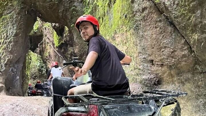 Kuber Bali ATV Ride Through Historic Tunnel and Waterfall near Ubud (1/12)