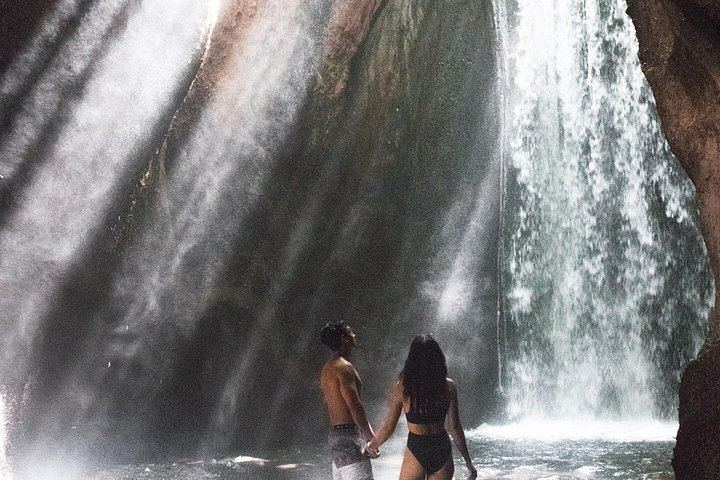 Ubud Private Waterfall Tour: Tukad Cepung, Kanto Lampo and Tegenungan With Tickets (10/12)