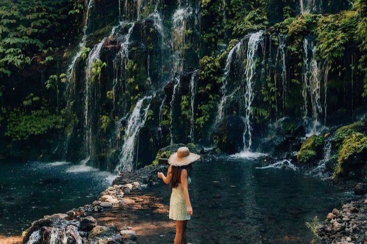 Private Hidden Waterfalls Day Trip with Lunch, Entrance Tickets and Pickup (3/12)