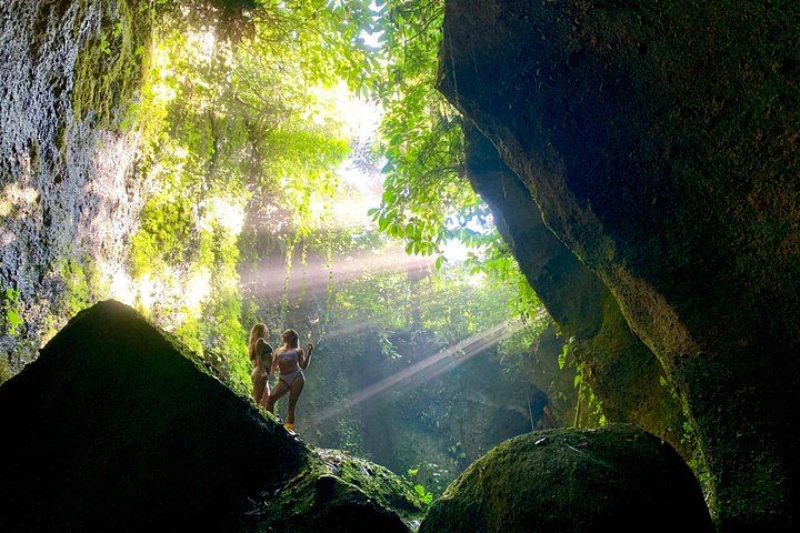 Ubud Morning Waterfall Day: Tukad Cepung, Kanto Lampo and Two Hidden Falls (5/12)