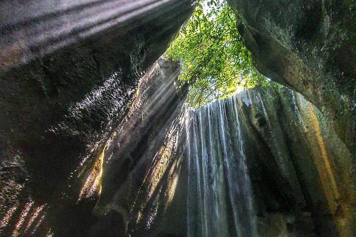 Ubud Morning Waterfall Day: Tukad Cepung, Kanto Lampo and Two Hidden Falls (6/12)