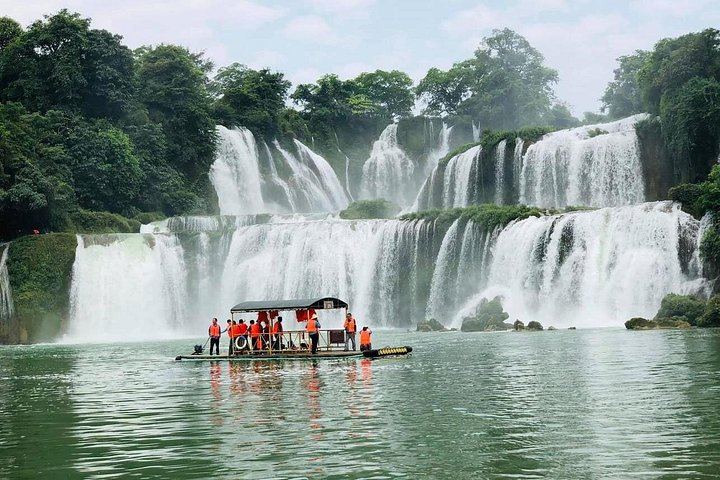 Ban Gioc Waterfall Tour in 1, 2 or 3 Days, Daily, Open or Private, with Tiger Cave (1/12)