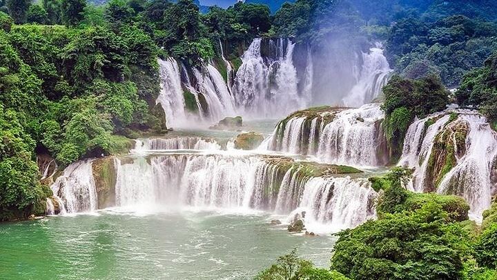 Ban Gioc Waterfall 2-Day Overnight Trip from Hanoi with Nguom Ngao Cave (3/12)