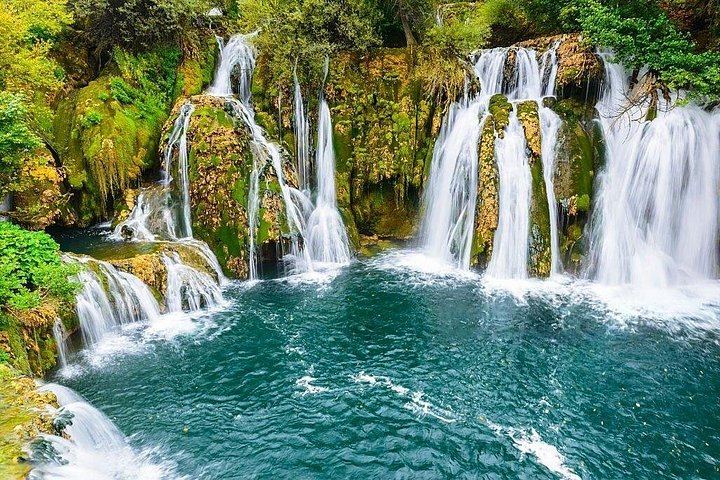 Authentic Adventures Ban Gioc and Ba Be Lake Tour via Chi Lang Pass, Mo and Lom Villages (8/12)
