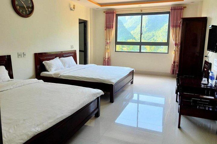 Ban Gioc Waterfall 3-Day Trip from Hanoi with Hotel Night and Angel Eye Camping (8/12)