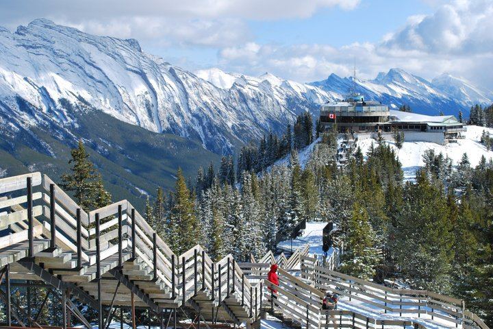 Banff Day Trip: Two Hours at Johnston Canyon Upper Falls, Bow Falls, Optional Gondola (3/7)