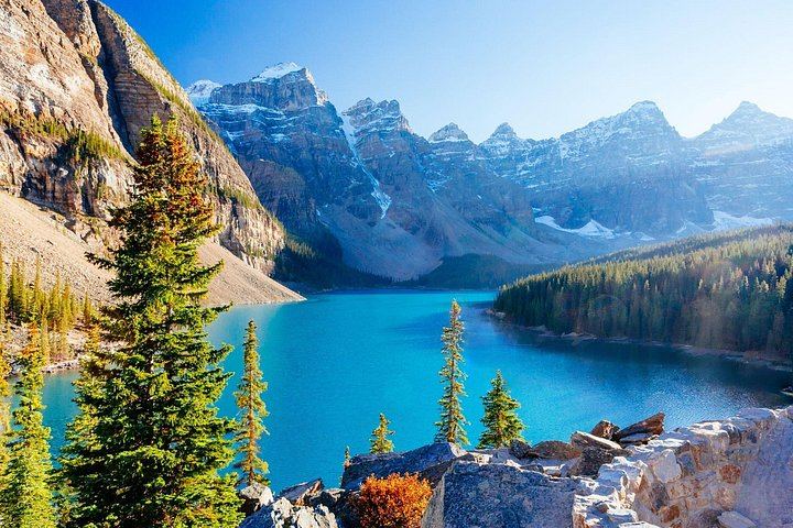 Banff and Yoho Day Tour: Lake Louise, Moraine Lake, Emerald Lake, Johnston Canyon (9/12)