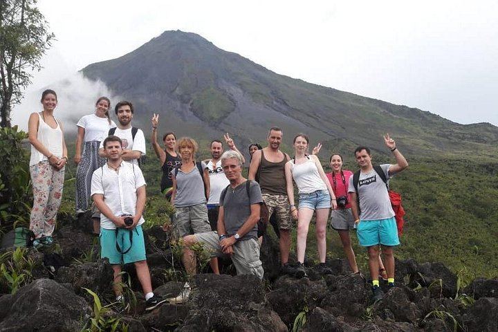 La Fortuna Waterfall, Arenal Ecological Park and El Choyin Hot River, Sloth Park Start (6/12)