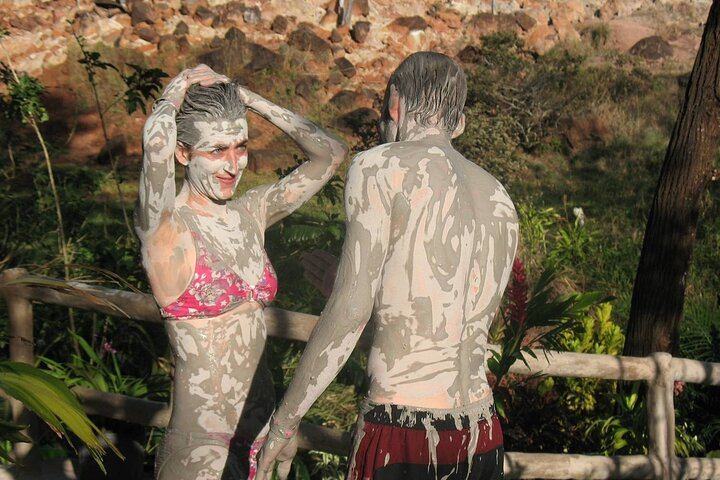 Full Day: Llanos del Cortés, Miravalles Horseback Ride, ThermoMania Springs, Coffee (1/12)